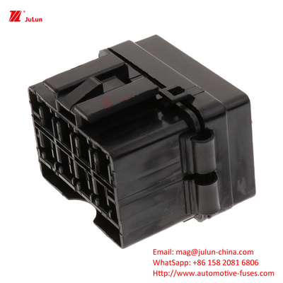 جعبه ایمنی خودرو شماره نگهدارنده فیوز BX204330A-500A-55 ~ 125°CBX2103 کاربرد در قایق های اتومبیل مستطیل