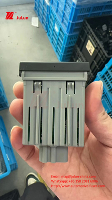 سیگنال خودرو رنو 6490.NG سیگنال خطر توقف BC45-13A350-BA FORD