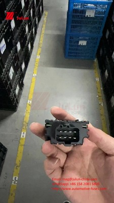 سیگنال خودرو رنو 6490.NG سیگنال خطر توقف BC45-13A350-BA FORD