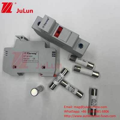 نگهدارنده با فیوز سرامیکی برای حفاظت از ماژول PV 15A فیوز خورشیدی PV 1000V 10 * 38mm Din Rail فیوز خورشیدی