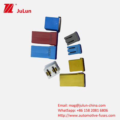 لیتل اتومبیل فیوز مربع 32V 58V سیگاری 495 جعبه فیوز 20A30A40A50A60A وارد شده