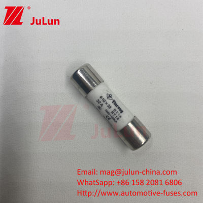 PV FUSE 10*38mm 10A Din نگهدارنده فیوز راهنما برای 1000VDC 15A DIN نگهدارنده فیوز خورشیدی راه آهن