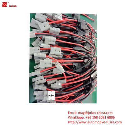 EU UL Standard Automotive Plug In Circuit Breaker Fuse Holder ولتاژ نامی 32V جریان 25A-80A برای وسایل نقلیه الکتریکی