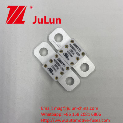 A202001-100A 150VDC فيوز های سرامیکی خودرو برای سیستم کشش EV توصیه شده تورم تنگ 11-13N · m برای نصب M8