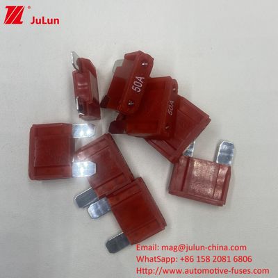 32VDC 40A فیوز های تیغه خودرو برای سیستم های الکترونیک خودرو ضروری است