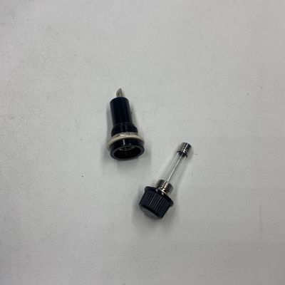 ماده سیلیکونی دارنده فیوز نصب شده برای 6x30mm