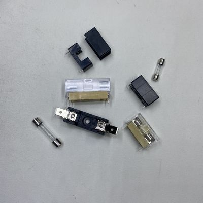 فيوز نگهدارنده 5 * 20mm حداکثر ولتاژ 10A 250VDC فيوز سرامیکی 6x30mm در PCBA