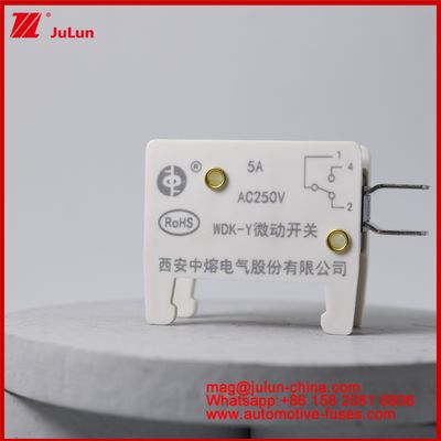 WDK-Y 5A 250V سوئیچ میکرو اتومبیل فيوز نصب برای EV / HEV وسیله نقلیه خاص طراحی شده فيوز پایه برای وضعیت خودرو