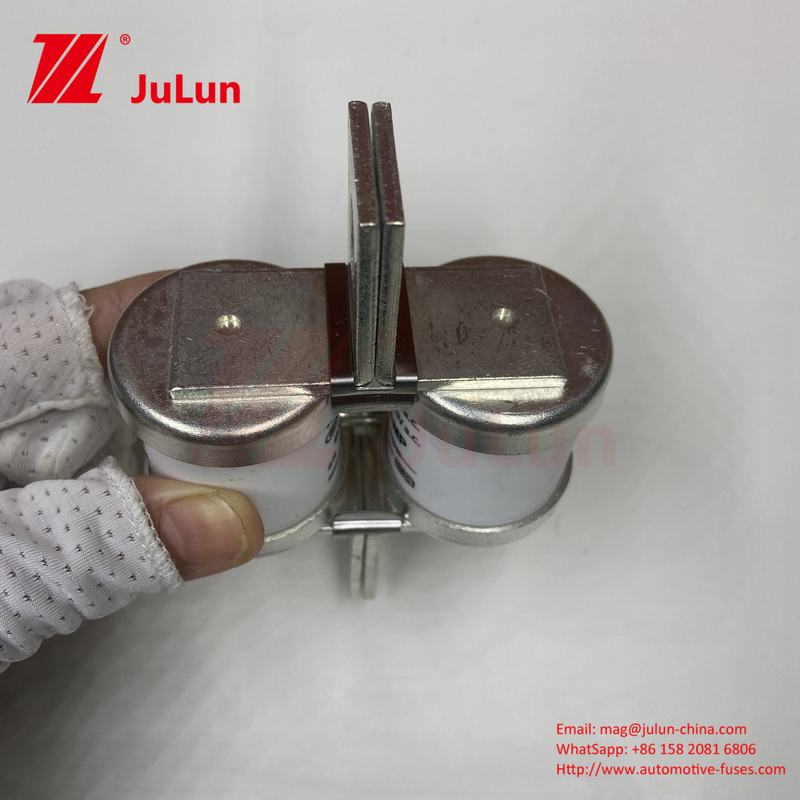 BUSSMAA 690V ولتاژ نامی مس سرامیکی 630MMT فیوز های خودرو 630A M6/M8 نصب