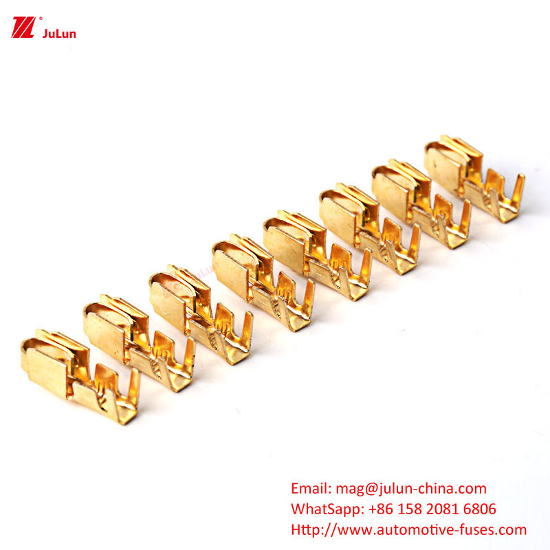 ماشین 30-500AMP ولتاژ نامگذاری 32V ماشین دستی بازنشستن قطع کننده مدار BX2141A-1 ماشین جعبه ایمنی مونتاژ