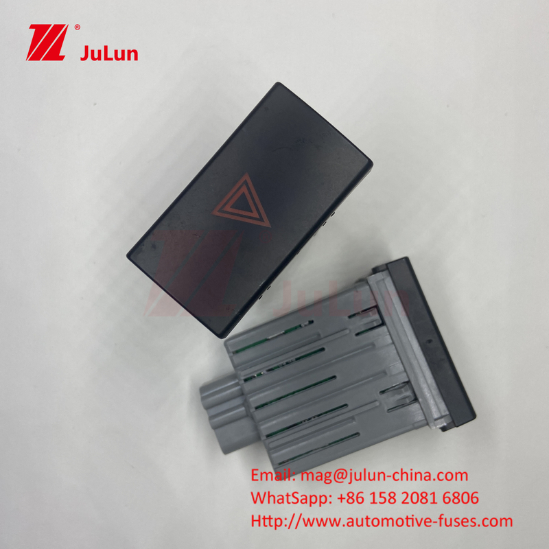 کلید فلش توقف اضطراری Audi A6 C6 اتومبیل دو چراغ فلش اضطراری