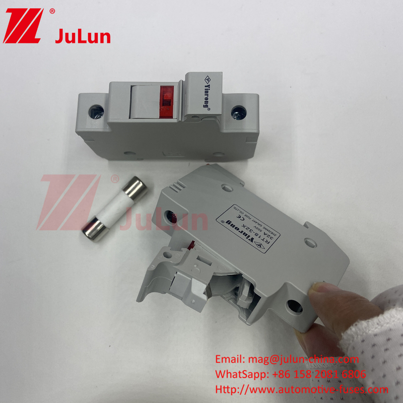 فيوز خورشیدی Pv نقره ای / Din Rail فيوز خورشیدی برای جعبه های اتوبوس فتوولتائیک