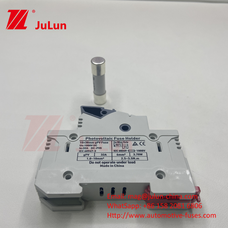 1000V DC فولت خورشیدی فتوولتائیک Inverter فیوز RT18 سری 10x38 3P DIN ریل نصب شده 32A ظرفیت برای فیوز 1500V