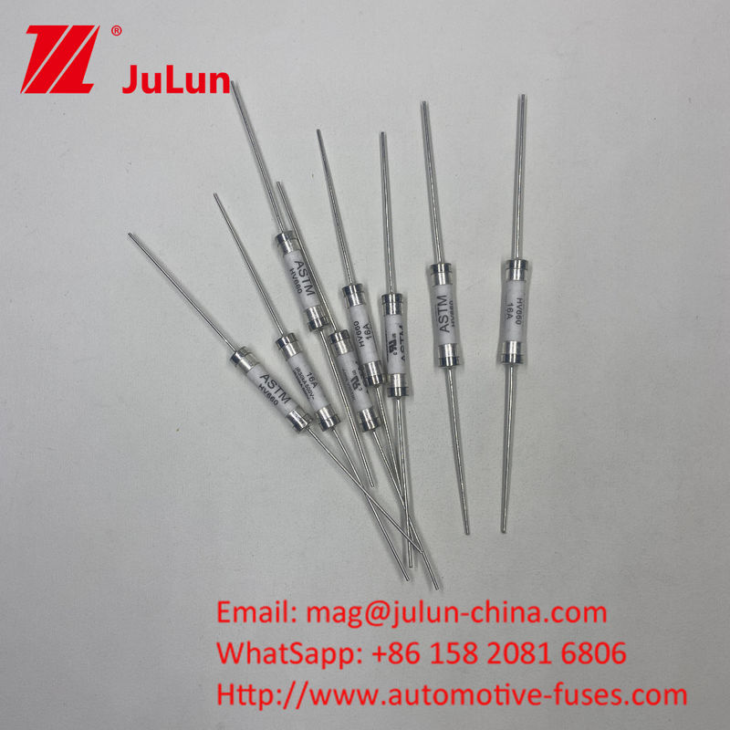 HV660 20A 500VDC ASTM 30KA فیوز عمل کننده سرامیکی 10A-30A 500VDC نصب حفره PCB فیوز خودرو