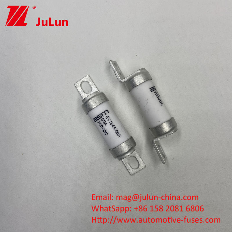 35A 700VDC EV1845 فیوز برای وسایل نقلیه الکتریکی با ولتاژ فیوز ترمینال پیچ M8 M6