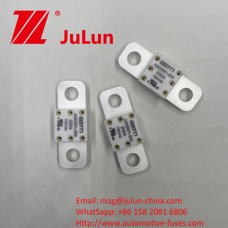 ASTM A202001-100A 150VDC فیوز های سرامیکی اتومبیل کوچک اندازه توصیه شده چرخش تنگ 11-13N · m برای M8 محافظت از اتصال کوتاه درجه ای با جریان بالا