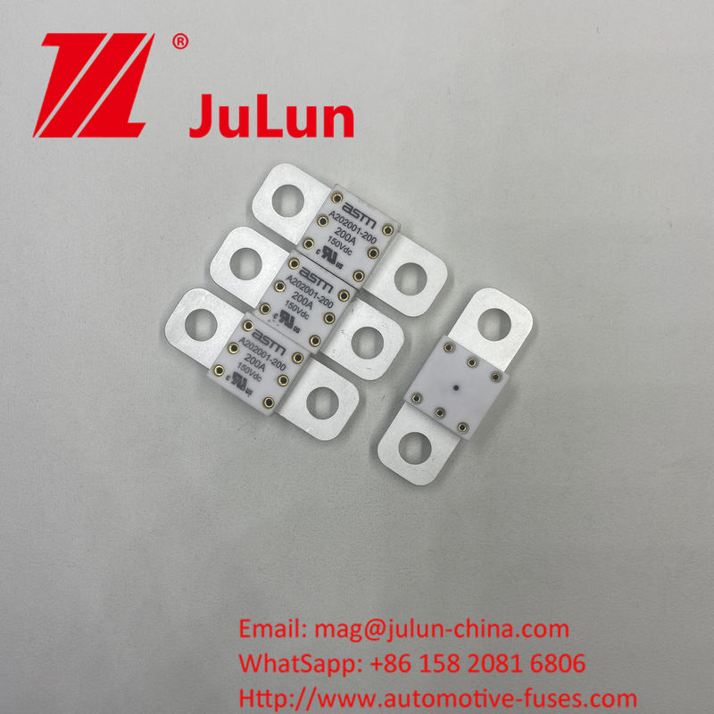 وسیله نقلیه سرامیکی A202001-400A 150VDC فیوز ویژگی های الکتریکی 1.0 در 4 ساعت 3.0 در 10 ثانیه حداکثر فاصله سوراخ 39mm