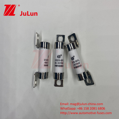 10A-50A فيوز های سرامیکی بولت نصب خودرو با ظرفیت شکستن 20KA GB / T31465 30A 40A 50A 750VDC 14 * 51mm EV325