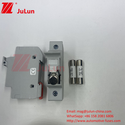 1000VDC 32A دارنده فیوز خورشیدی با فیوز برای اینورترهای PV RT18-32 15A 20A 32A دارنده فیوز با شاخص LED برای خورشیدی P