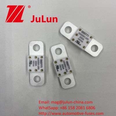 ASTM A202001-100A 150VDC فیوز های سرامیکی اتومبیل کوچک اندازه توصیه شده چرخش تنگ 11-13N · m برای M8 محافظت از اتصال کوتاه درجه ای با جریان بالا