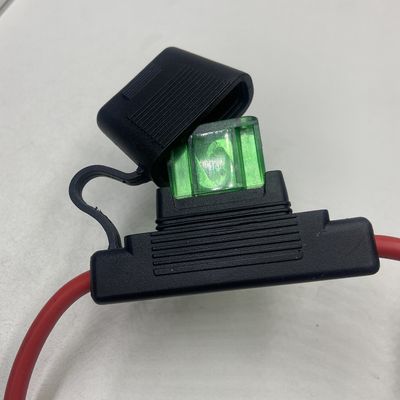 50A 15A 30A 60A سیستم های برق برای اتومبیل ها نگهدارنده فیوز خودرو به فیوز MIDI اعمال می شود و برای ABS مواد فلز زنک آلیاژ مس طراحی شده است