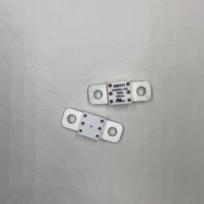 حفاظت 350A 150VDC کوچک اندازه سرامیکی اتومبیل فیوز های جریان نامگذاری بالا توصیه می شود گشتاور تنگ 11-13N · m