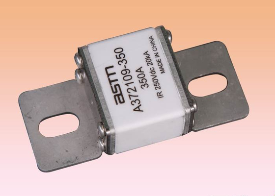 فیوز پایه سرامیکی گل میخ IEC 200VDC برای EV / HEV